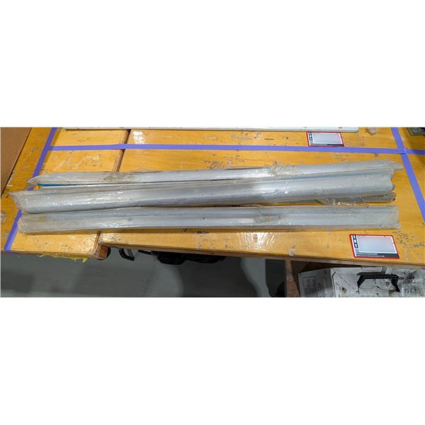 LOT DE 5 CLIMALOC 36" ALUMINIUM ET VINYL SEUILS DE PORTE