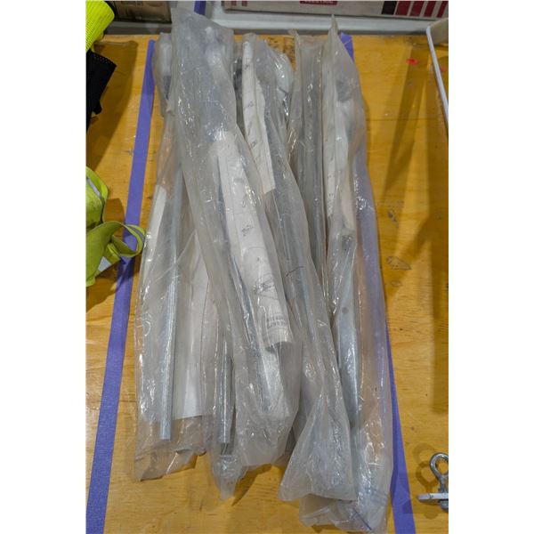 LOT DE 6 GLISSIÈRES DE TIROIR 22"