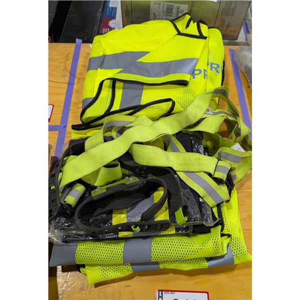 LOT DE ASSORTIS VÊTEMENTS DE SÉCURITÉ