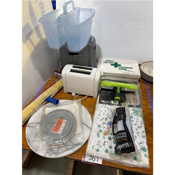 LOT DE ARTICLES ASSORTIS