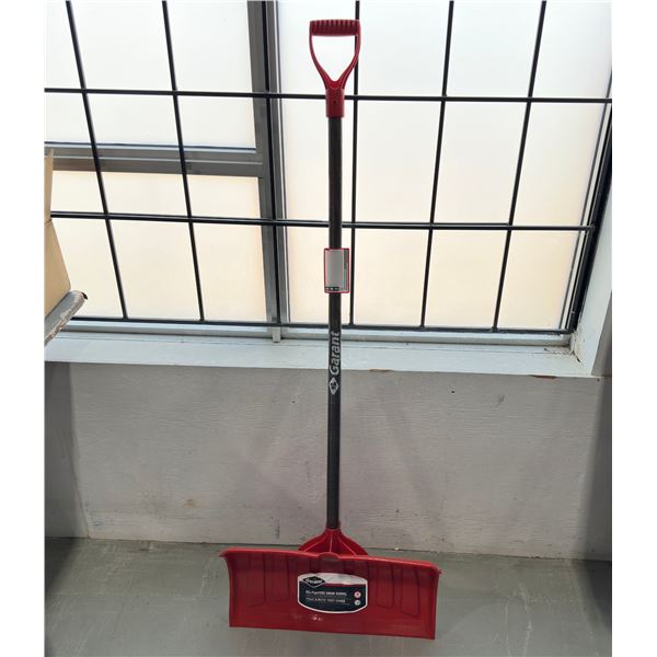 PELLE À NEIGE GARANT 20"