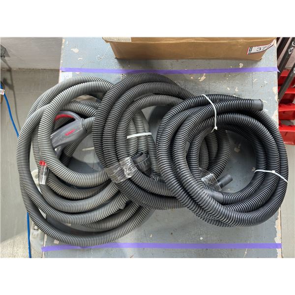 LOT DE 3 BOYAUX D’ASPIRATEUR ASSORTIS