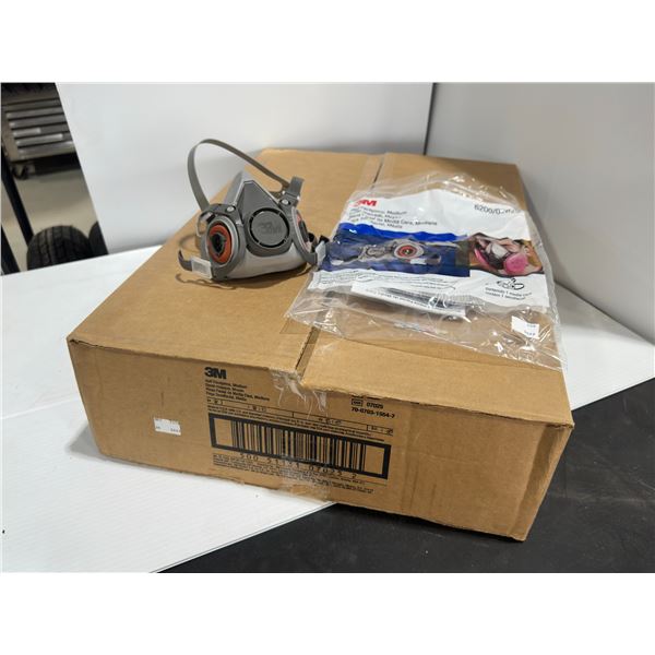 BOÎTE DE 24 3M DEMI-MASQUE MEDIUM