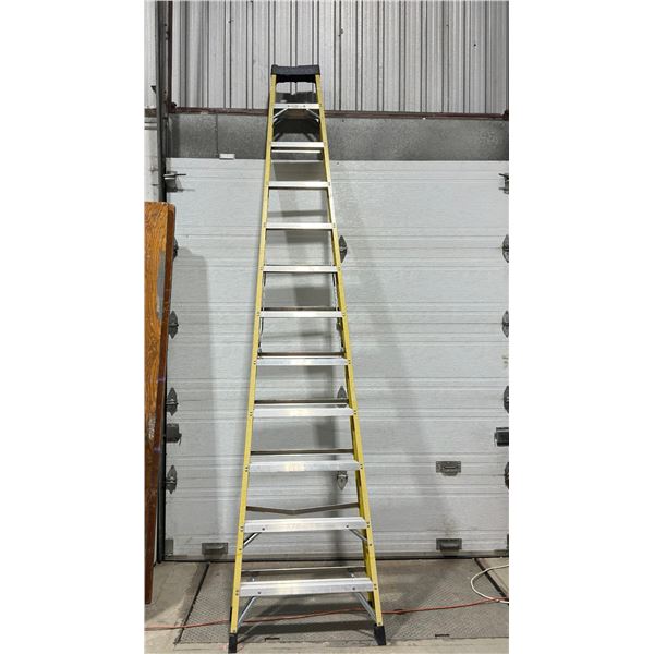 FEATHERLITE 12' ÉCHELLE