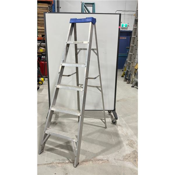6' ALUMINIUM ÉCHELLE