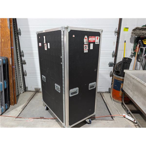 ROAD CASE 37"X29"X62"