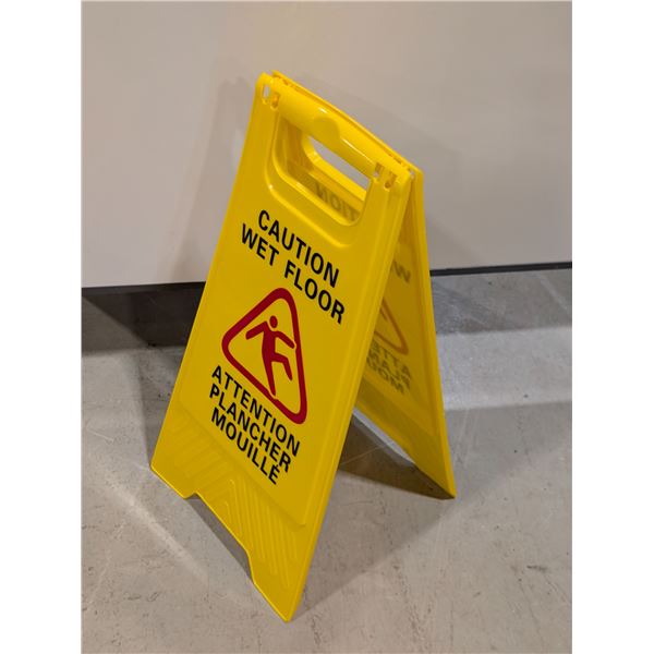 PANNEAU "PLANCHER MOUILLÉ"