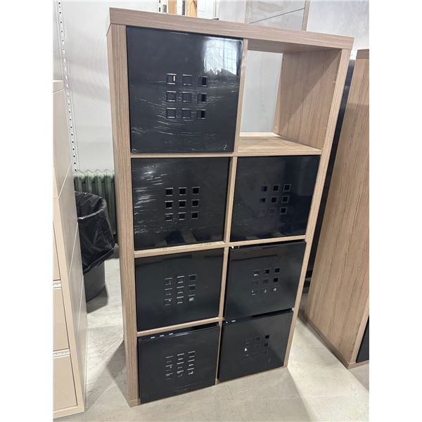 RANGEMENT AVEC 8 CUBES 30"x16"x58" (1-PANIER MANQUANT)