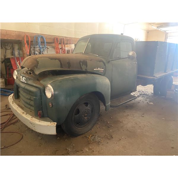 1950's GMC 1-ton, 6 cyl., standard box & hoist, Not running at the present time.