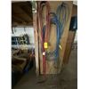 Image 1 : Red air hose. Good condition.