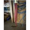 Image 3 : Red air hose. Good condition.