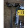 Image 3 : Air wrenches, drills & hammer