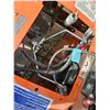 Image 13 : ZERO TURN LAWNMOWER: 2006 Husqvarna Z242F