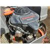 Image 14 : ZERO TURN LAWNMOWER: 2006 Husqvarna Z242F
