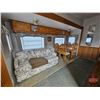 Image 12 : TRAVEL TRAILER : 2000 Gulf Seahawk F29FRL : Fifth Wheel : 2 Slides