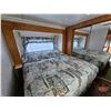 Image 17 : TRAVEL TRAILER : 2000 Gulf Seahawk F29FRL : Fifth Wheel : 2 Slides