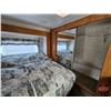 Image 19 : TRAVEL TRAILER : 2000 Gulf Seahawk F29FRL : Fifth Wheel : 2 Slides