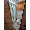 Image 22 : TRAVEL TRAILER : 2000 Gulf Seahawk F29FRL : Fifth Wheel : 2 Slides