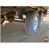 Image 47 : TRAVEL TRAILER : 2000 Gulf Seahawk F29FRL : Fifth Wheel : 2 Slides