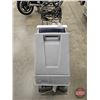 Image 2 : Advance Aquaclean Classic Floor Cleaner (Works) (Measures: 40"H)