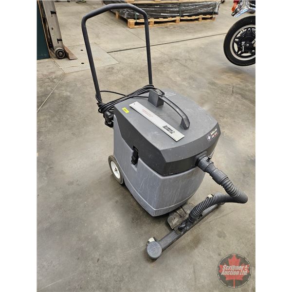 Advance GW 4512 Floor Cleaner (Works) (Measures : 37"H)
