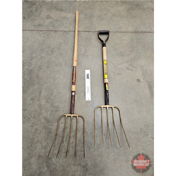 Pitch Forks (2)