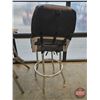 Image 5 : Black & Decker Workmate w/Folding Stool