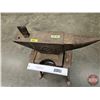 Image 5 : Vulcan 110lb Anvil w/Stand & Hot Cut Hardy Tool