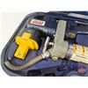 Image 3 : Lincoln Industrial Cordless 12V Grease Gun w/Carry Case