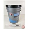 Image 5 : Petro-Canada TRAXON Synthetic CD-50 SAE 50 Synthetic Gear/Manual Transmission Fluid (20 Liters - 5 G