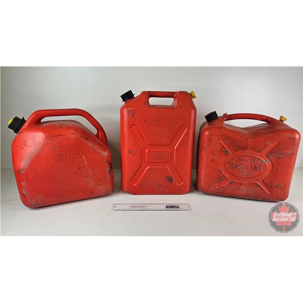Jerry Cans (3) : 20 Liter (2) & 22.7 Liters