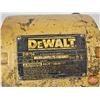 Image 3 : DEWALT DW756 6" Bench Grinder