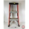 Image 7 : Step Ladder (Fibreglass) (3ft)