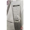 Image 5 : Combo: Aluminum Step Ladder (6ft) & Metal Dolly