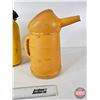 Image 2 : Vintage Shell Oil 4L Measuring Cup & Diesel 20L Jerry Can