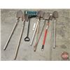 Image 3 : Long Handle Tool Grouping: Shovels & Spades