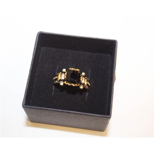 NEW MEN'S RING - SIZE10