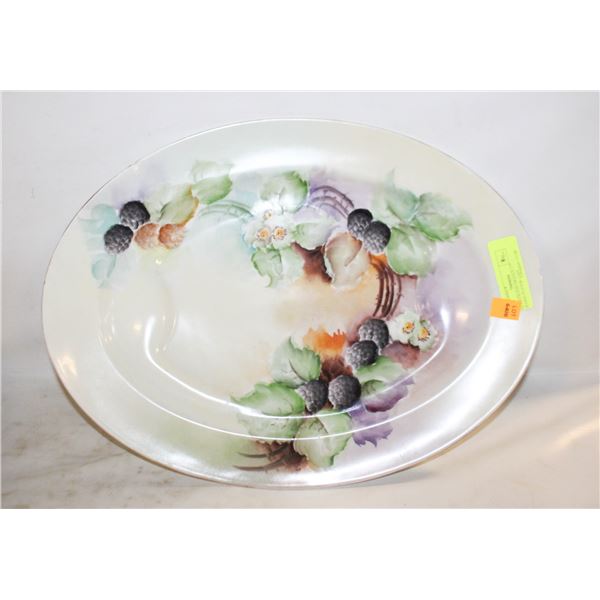 1920 HAVILAND FRANCE 17" SERVING PLATER- CHIP