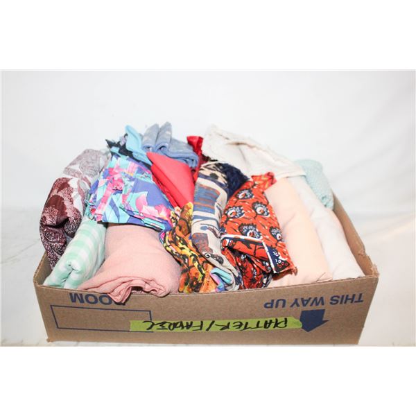 VINTAGE LINENS- BOX LOT ASSORTED