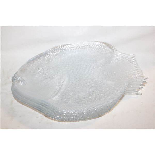 VINTAGE GLASS FISH FIGURAL PLATTER/PLATES LOT