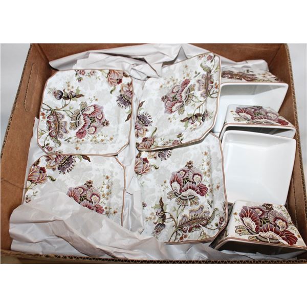 222 FIFTH BRAND "GABRIELLE" DESSERT SET