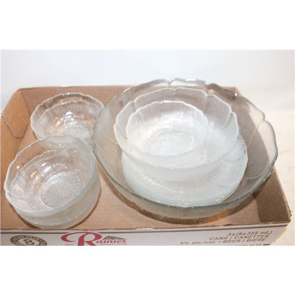 VINTAGE FLORAL GLASS SERVING SET- 14 PIECES