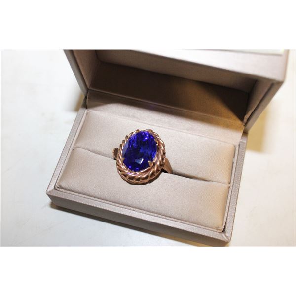 ESTATE RING IN BOX-ESTATE