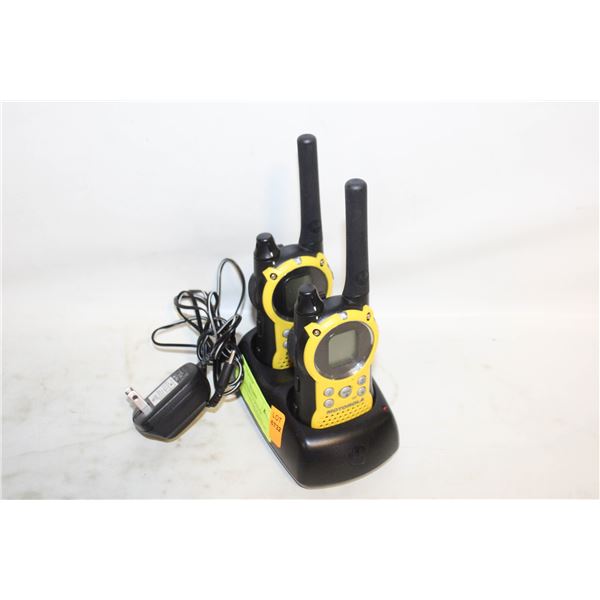 PAIR OF MOTOROLA WALKIE TALKIES W/ CHARGING STAND