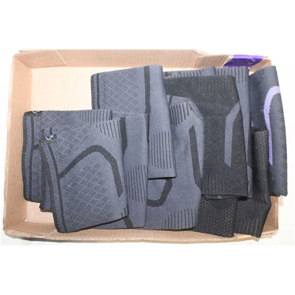 FLAT OF ASSORTED KNEE BRACES