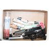 Image 1 : FLAT OF HAIR AND MAKEUP SUPPLIES