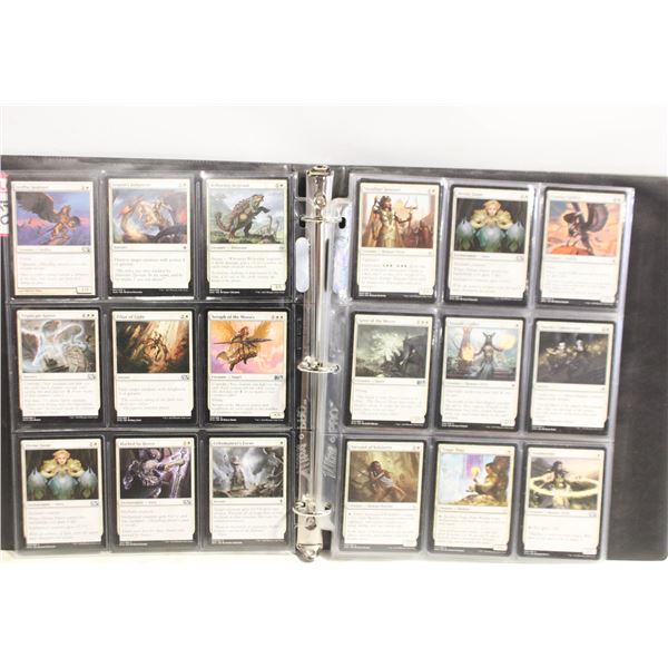 BINDER OF MAGIC CARDS