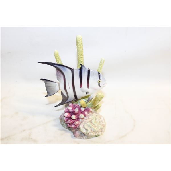 RARE  VINTAGE ROYAL WORCESTER "SPADE FISH"