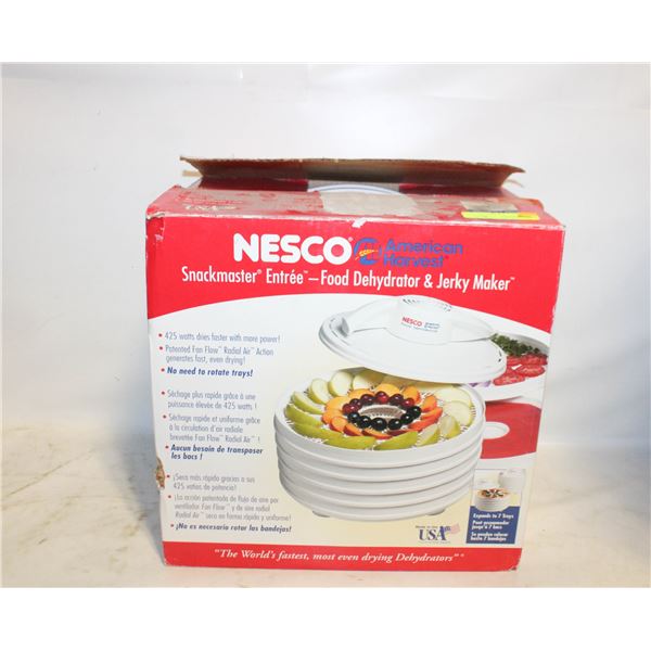 FOOD DEHYDRATOR