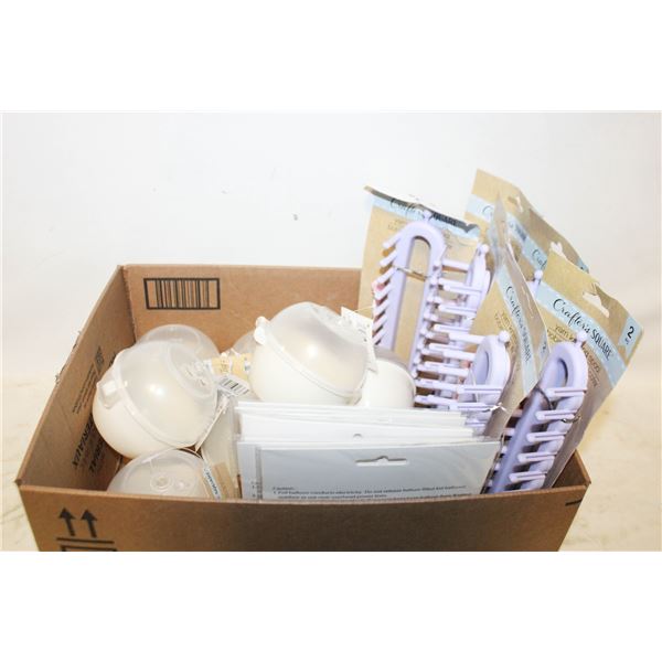 LOT OF VARIOUS YARN CRAFTS